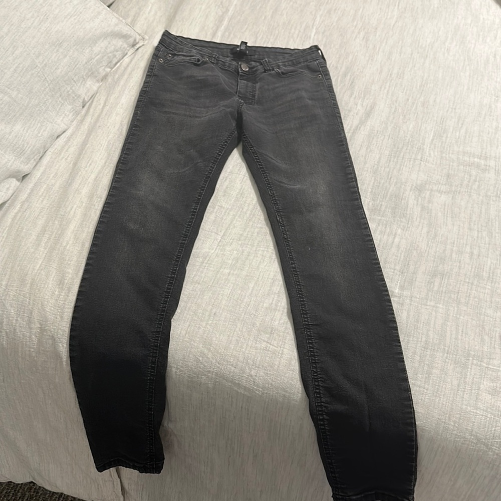 Men’s forever 21 jeans